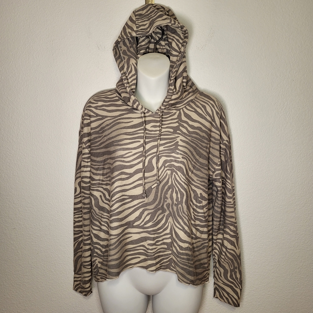 Chaser Zabra Print Hoodie Pullover Sweatshirt  size Medium